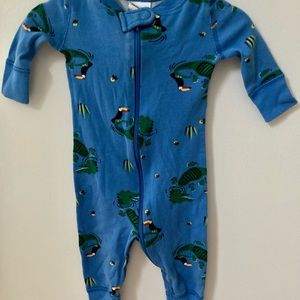 Hanna Anderson crocodile pajama 🐊